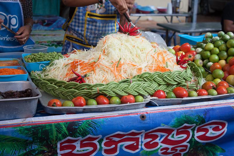 Shredded green papaya